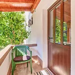 Eco Secluded Zabodarski Lejlighed