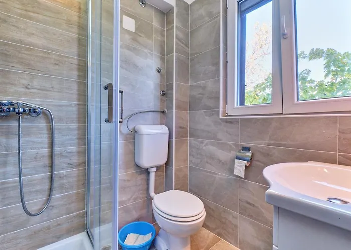 Appartement Eco Secluded Zabodarski
