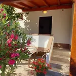 Eco Secluded Zabodarski