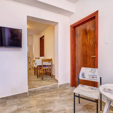 Apartment Eco Secluded Zabodarski Čunski